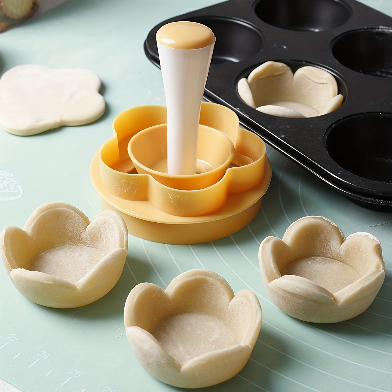 2Piece Flower Pastry Cutter  Tart Tamper Set