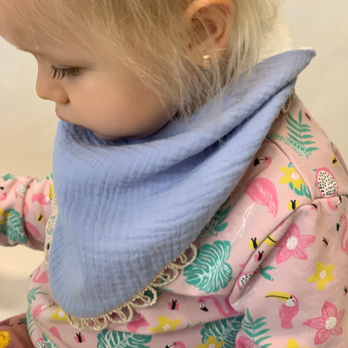 Scarf-bib , light blue